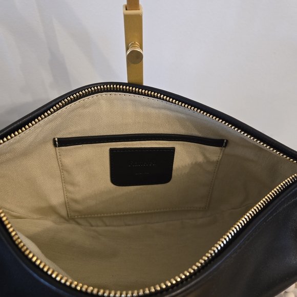 Flattered Irma Shoulder Bag – Black Leather NWT - Picture 6 of 7